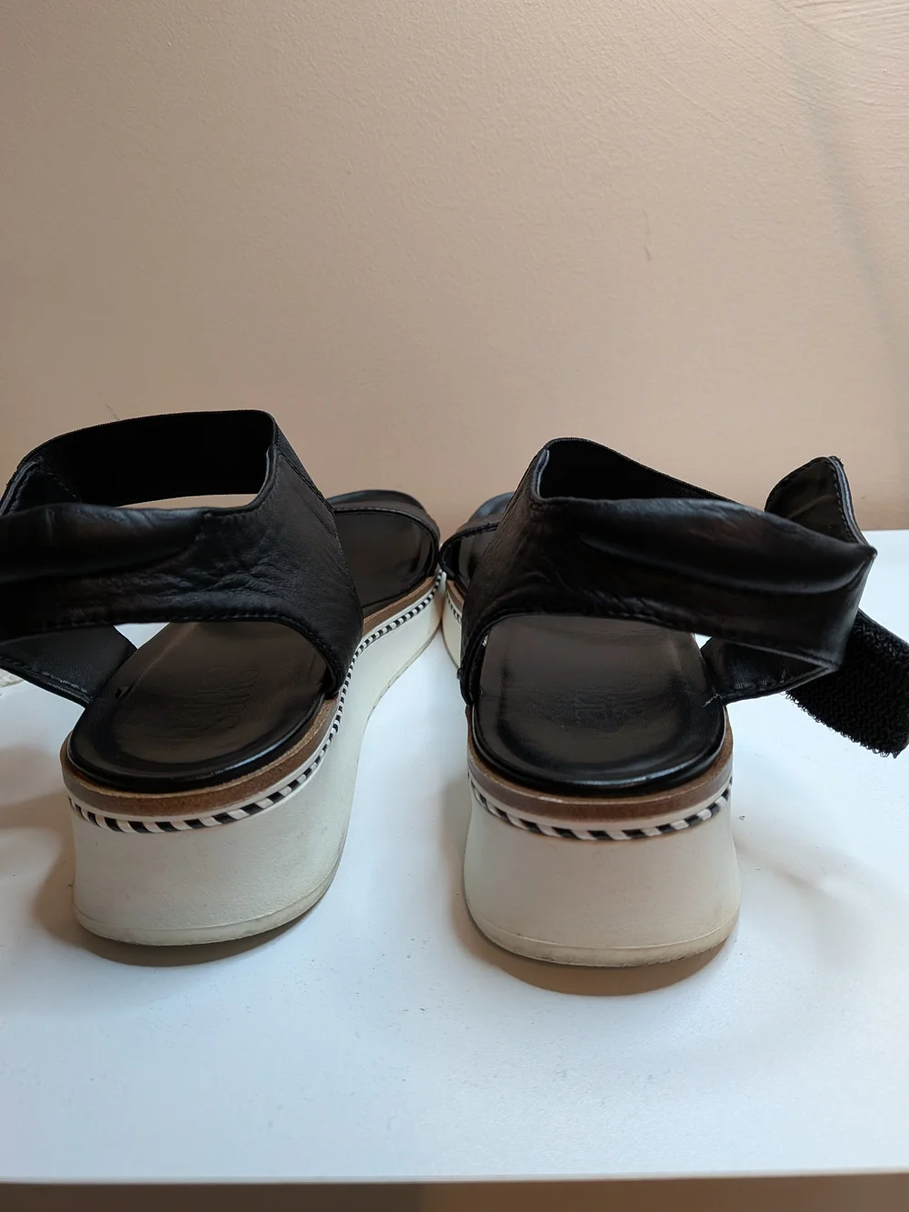Franco Sarto Elmo Black Leather Platform Sandals Women’s Size 7.5M